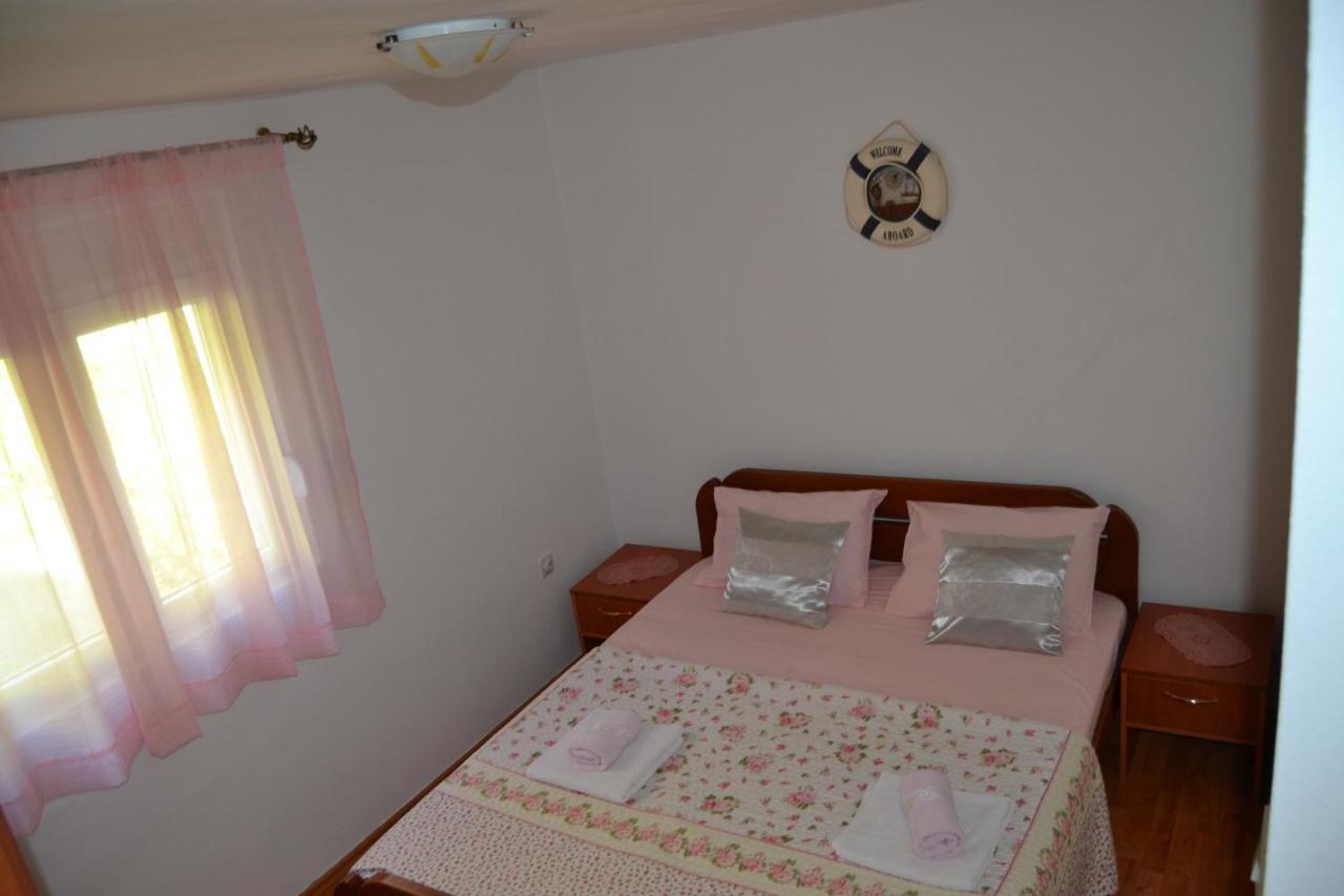Apartments Dobrisa 코토르 외부 사진
